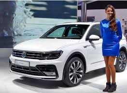The 2019 Vw Tiguan R Line Will Available In Early 2019 But The Next Tiguan R Line Will Not Out With Big Modification Because The Current Vw Tiguan Is Still Lo