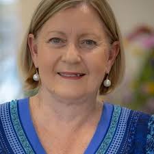 anyone been to the zen rooftop lounge if they do food