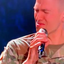 The Voice' Fans Salute U.S. Army Field Band's Incredible Gavin DeGraw  Performance