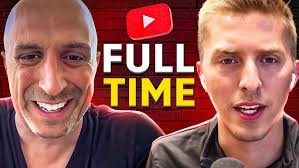 He Quit His 9-5 Job to Become a Full Time YouTuber