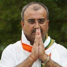 Ash Narayan Avinashi (@AvinashiAsh)