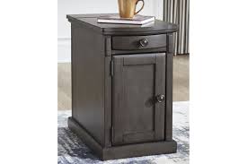 Laflorn Chairside End Table With Usb Ports Outlets End Tables Signature Design By Ashley Furniture