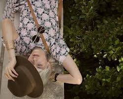 Johnny Depp + Phoebe Buffay Look | Adventures of Jess