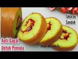 Cake enak dengan tekstur yang lembut dan empuk sungguh menggoda. Bolu Gulung Anti Gagal Irit Cuma 3 Telur Youtube