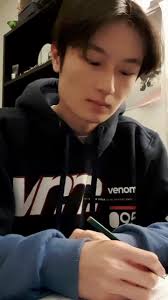 Humor e Histórias de Escola com Chung