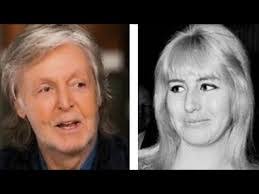 Patti Townsend's Instagram, Twitter & Facebook