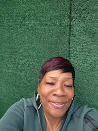 Billy DeLong that was my biological Grandpa last place he lived was  Elsberry Missouri in Lincoln County he's Pushing Daisies now or weeds bad  guy! Malcolm DeLong is his son which is