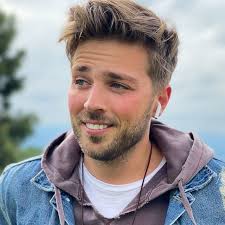 Scott Lowe (@kscottlowe) • Instagram photos and videos