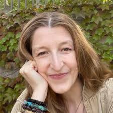 Mari Richards (@MariRichardsArt)