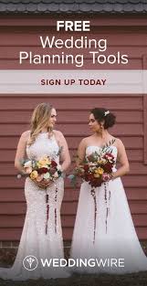 Planning A Wedding Sign Up For Our Free Wedding Planning Tools To Stay Organized And In The Know Wedding Planning Tools Wedding Bridal Bouquets Wedding