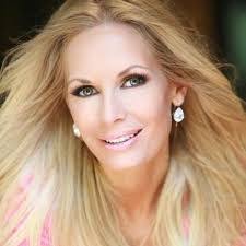 Lana Frazier's Instagram, Twitter & Facebook