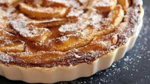 Recette De Tarte Aux Pommes Et Creme D Amande Au Caramel Tasties Foods En 2020 Recette Tarte Aux Pommes Tarte Caramel Recette Tarte
