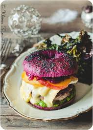Weihnachtsburger Mit Ente Grunkohlpesto Und Cumberlandzwiebeln Rezepte Lebensmittel Essen Kochen Und Backen Rezepte