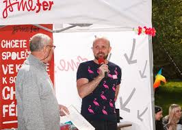 Čerstvě upečený foodblog, který je provoněný především velkým nadšením a kořeněný pořádnou porcí lásky! Oslavili Jsme Prvni Maj Ferove