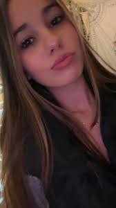 Celia Larson's Instagram, Twitter & Facebook