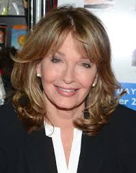 The Best Hairstyles For Women Over 50 Medium Length Hair Styles Medium Hair Styles Womens Hairstyles