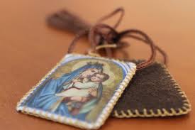 Ver más ideas sobre imágenes religiosas, virgen, virgen maría. Escapulario De La Virgen Del Carmen Que Es Y Para Que Sirve