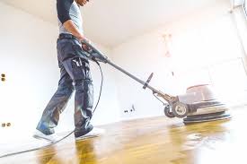 Das laminat visiogrande hält eine reihe authentischer fliesedekore vor und wirkt dadurch sehr beeindruckend und zeitgemäß. Holzboden Auffrischen Ohne Zu Schleifen 5 Tipps Und Tricks