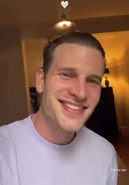 Unboxing New Pilot Gear and Styles with Friends