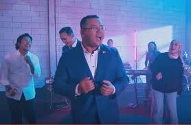 Yang amat berhormat dato' seri tuan amirudin bin shari ahli dewan negeri : Rap Mb Selangor Cuit Hati Netizen Kool Fm
