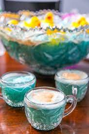 Super Frothy Blue Baby Shower Punch With Ducks Baby Shower Punch Baby Shower Punch Recipes Baby Shower Finger Foods