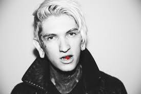 Cameron Burns's Instagram, Twitter & Facebook