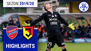 Raków częstochowa is a polish professional football club, based in częstochowa, silesian voivodeship, which plays in the ekstraklasa, the top tier of the national football league system. Rakow Czestochowa Jagiellonia Bialystok 2 1 Skrot 17 Kolejka 2019 20 Youtube