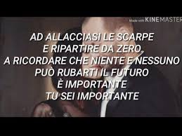 Laura Pausini Il Coraggio Di Andare Feat Biagio Antonacci Testo Con Audio E Lyrics Video Letra Youtube Citazioni Musicali Video Riflessioni