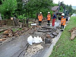 Unwetter bayern, grafing bei münchen. Zwei Tote Bei Unwettern In Bayern Und Osterreich