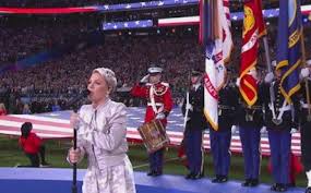Анджело ди гуардо, антонио макри, анджело ди гуардо, антонио макри. Super Bowl 2018 Pink Canta L Inno Americano Video