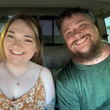 Who are the best fine line tattoo artist in Valdosta? Someone who could do  this for me….🥰🥰