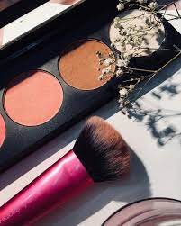 و من أيقن أن الله أكبر من كل شيء اطمئن و سار في طريقه كمن يحمل في قلبه الكون كله دون أن يهاب أو يزل soap photography photography