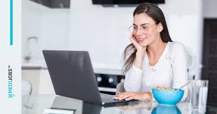 Cel mai vechi film de pe lista este scurtmetrajul le lista, alcatuita cu ajutorul publicului, este menita sa provoace o dezbatere despre filmele si programele de televiziune pe care ar trebui sa le urmareasca. 14 Filme Cu TematicÄƒ MedicalÄƒ Care Trebuie NeapÄƒrat VÄƒzute Medijobs