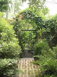 Pin Von Rumo Auf Colour Stuff Mit Bildern Gartengestaltung Ideen Garteneingang Garten
