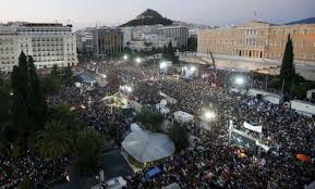 El centro de comando, control, cómputo, comunicaciones y contacto ciudadano de. Multitudinarias Manifestaciones En Atenas A Favor Del Si Y Del No Economia El Mundo