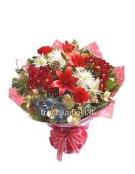 Regalare un mazzo di fiori è sempre un gesto molto elegante, quanti motivi si hanno per donare queste splendide creature floreali; Bouquet Di Fiori Assortiti Fiori Fiorista A Rezzato E Brescia Vendita Fiori Invio Fiori Consegna Fiori A Rezzato Brescia