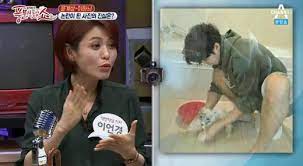 1분만에 내린 빛삭 사진은 바로 ↓ 그냥 강아지 목욕시키는 사진이었는데 자세히 보면 유리에 누군가 비춰져있음 이하늬 속옷만 입고 있음 윤계상도 놀라서 빛삭함 ㅋㅋㅋㅋㅋㅋㅋㅋㅋㅋ ì´í•˜ëŠ¬ ìœ¤ê³„ìƒ ìž¬ì‚°ê³¼ íŒ©íŠ¸ì •ë¦¬