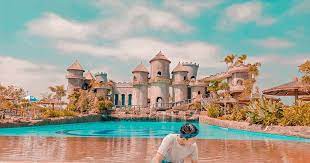 Seperti wisata air pada umumnya, di panghegar waterboom bandung juga terdapat ember tumpah yang dapat menampung air dalam jumlah yang begitu banyak dan kemudian. Fasilitas Lokasi Wahana Dan Harga Tiket Masuk Ampera Waterpark Ciawi Wisatainfo