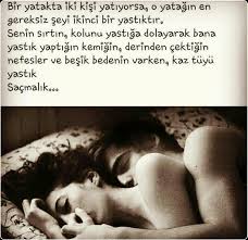 Iki Kisi Bir Yastik Sozler Ozlu Sozler Guzel Soz Ve Ask
