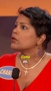 SteveHarvey destroys Sara's Fast Money walk-up! 🔥🧨🔥 Will her confidence  translate into $20K?? (Williams // Fast Money #1) #FamilyFeud