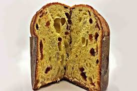 700 g di farina,60 g di lievito di birra, 250 g di burro, sei tuorli, 250 g di zucchero, la scorza Panettone Fatto In Casa Ricetta Semplificata Per Natale Missione Possibile