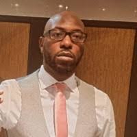 Vic Wright's Instagram, Twitter & Facebook