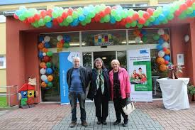This creates a new form of intergenerational exchange. Zahlreiche Gaste Beim Tag Der Offenen Tur Im Bunten Haus Freiberg Cjd Das Bildungs Und Sozialunternehmen