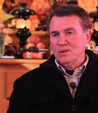 Doug Powers's Instagram, Twitter & Facebook