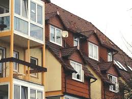 In den bädern sind teils ebenerdige duschen und teils eckbadewannen vorhanden. 4 Zimmer Wohnung Zu Vermieten Muhlweg 15 36448 Bad Liebenstein Schweina Mapio Net