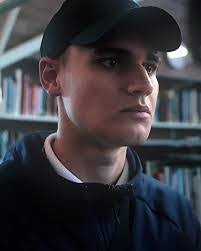 Darren High's Instagram, Twitter & Facebook