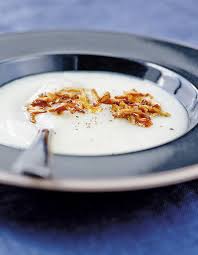 Soupe De Panais Et Chou Fleur Aux Girolles Pour 4 Personnes Recettes Elle A Table Elle Soupe Panais Panais Soupe Legume