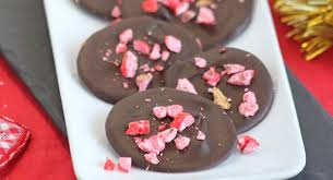 Variation Autour Du Mendiant Au Chocolat En 2020 Mendiant Chocolat Desserts Francais Chocolat