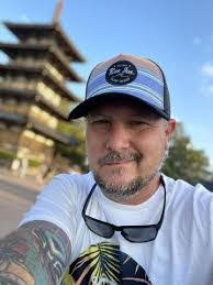 Jason Helms's Instagram, Twitter & Facebook