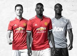 Who are the greatest former manchester utd players of all time? Manchester United Roster Players Squad 2018 2019 Footballplayerpro Com